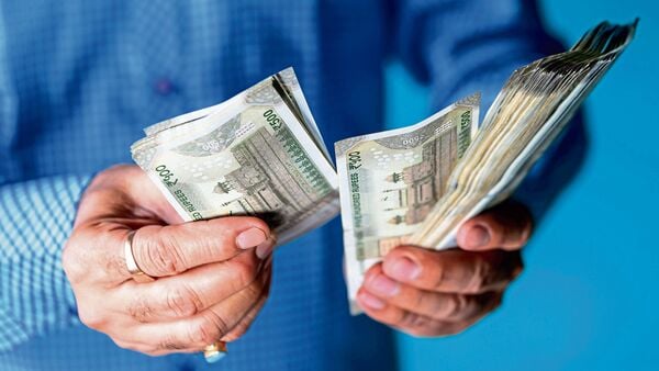 Borrowers-can-take-loans-from-moneylenders-using-t_1683283036417_1728748574925.jpg